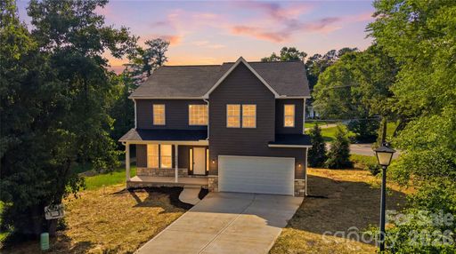 1147 10th Street Lane
