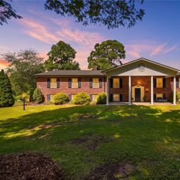 138 Whispering Pines Drive