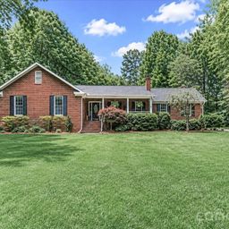 6803 Lowesville Lane