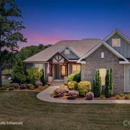 176 Hazelton Loop