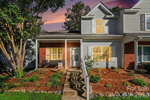420 Scarlett Lane active home in The Townes At River Crossing, Fort Mill, SC