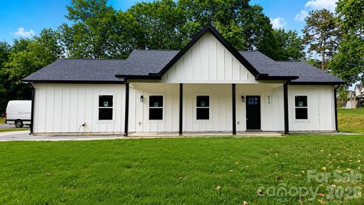 612 Hardin Road