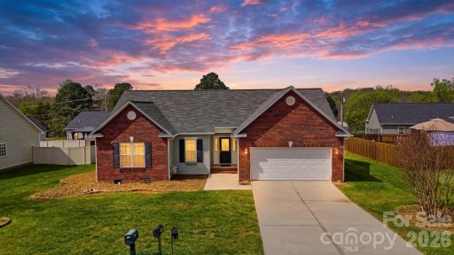 1835 Terrain Drive sold home in Meadow Crest, Conover, NC