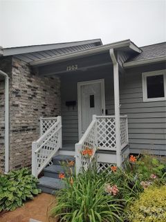 1903 Wellington Hills Circle