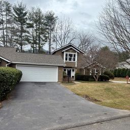 13 Laurel Place Drive
