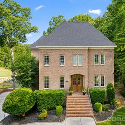208 Tinkham Trail