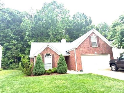 1437 Deer Forest Drive pending home in Legacy Park, Fort Mill, SC