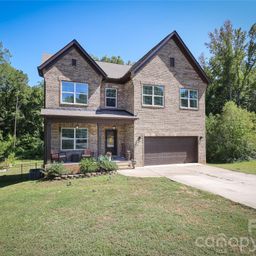 10105 Greenwood Court