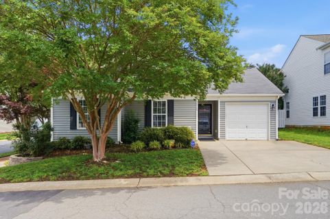 4225 Hogan Lane pending home in Arlington, Fort Mill, SC