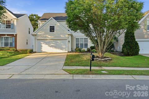 2910 Azalea Hills Drive active home in Arbor Hills, Charlotte, NC