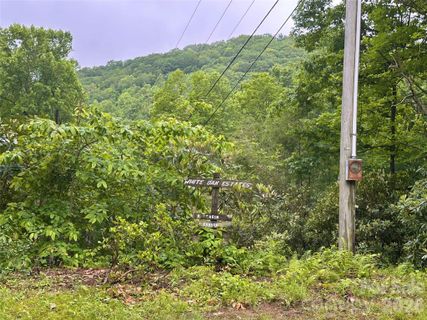 000 Laurel Circle Road