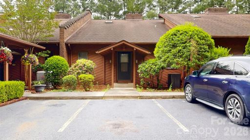 103 Woodfield Drive active home in Woodfield Condos, Asheville, NC
