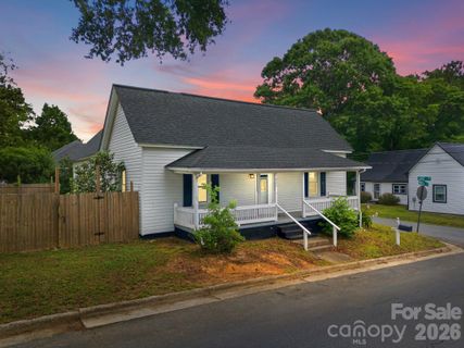 904 Mill Street active home in American & Efird Mills Inc, Albemarle, NC