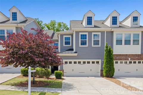 625 Amber Meadows Way active home in Cameron Creek, Tega Cay, SC