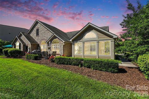 4720 Polo Gate Boulevard pending home in Polo Club At Mountain Island Lake, Charlotte, NC