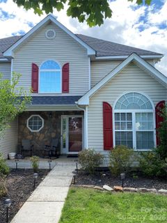118 Glennallen Road pending home in Curtis Pond, Mooresville, NC