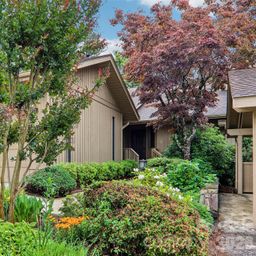 405 Wild Oak Lane