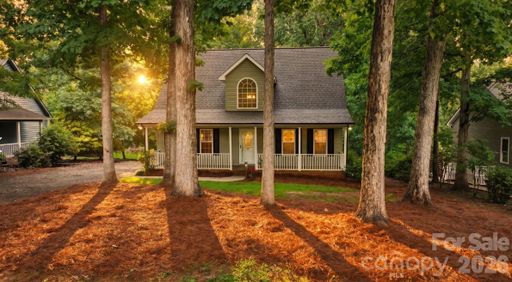 302 Skyland Court pending home in Woodrun, Mount Gilead, NC
