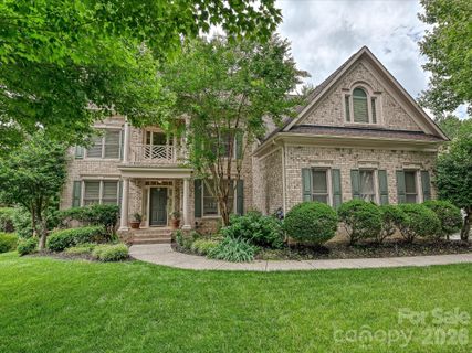 Homes in Weddington Chase, Waxhaw