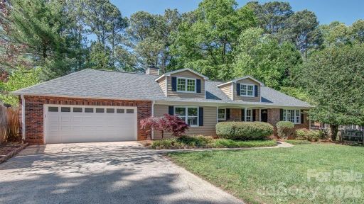 3106 Canterberry Drive pending home in Monticello Woods, Gastonia, NC