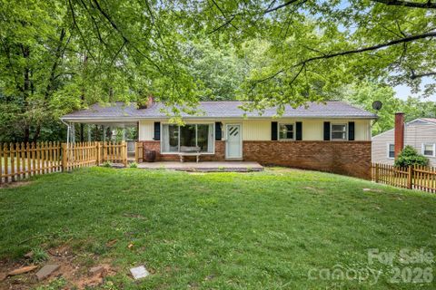 440 Royal Pines Drive