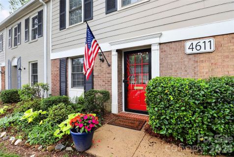 4611 Hedgemore Drive active home in Park Place, Charlotte, NC