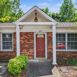 808 Floyd Lane