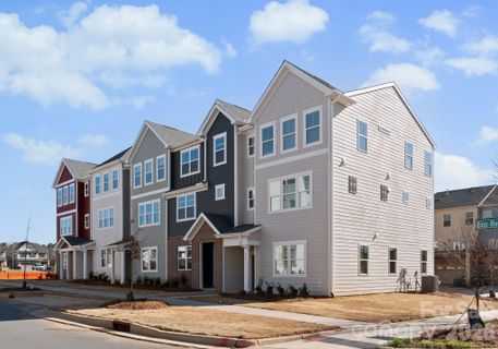 4015 Bass River Parkway pending home in City Park, Charlotte, NC