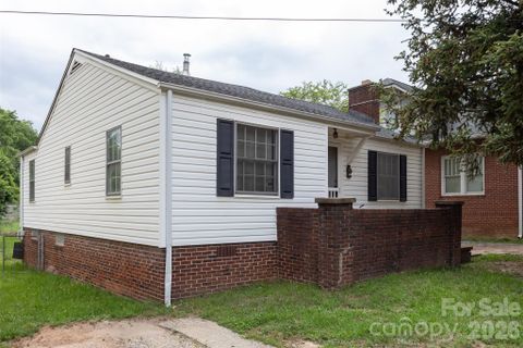 312 S Race Street