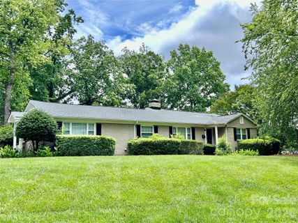 4533 Longwood Drive