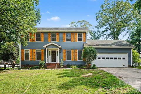 2816 Wilkshire Drive active home in Clinestead, Shelby, NC