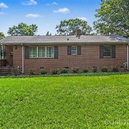 400 Briarwood Drive