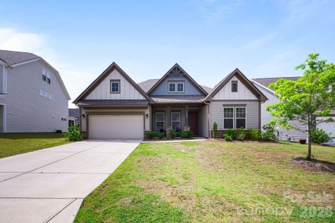 7920 Creek Park Drive active home in Creek Park, Denver, NC