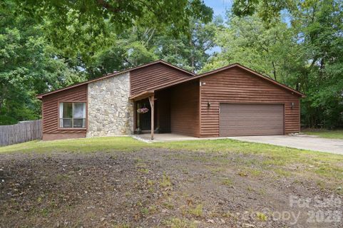 4119 Bon Rea Drive sold home in Cedar Woods, Charlotte, NC