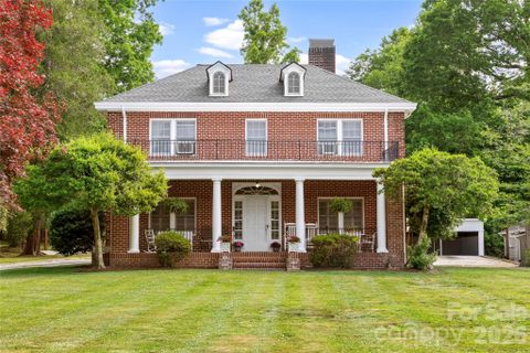 1518 Greenville Highway