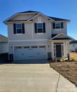 708 Inwood Hill Drive active home in The Village At Parkside, Gastonia, NC