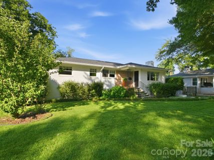 733 Stanfield Drive active home in Madison Park, Charlotte, NC