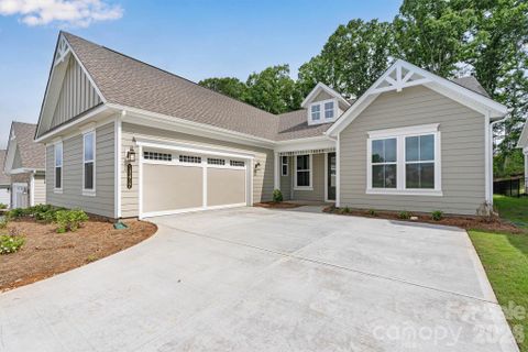 13417 Cozy Court active home in Cresswind, Charlotte, NC