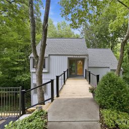 2724 Huntingtowne Farms Lane