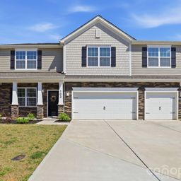 103 Edgehill Court