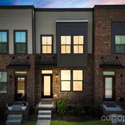 1049 Simcoe Lane