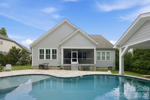 1707 Sutter Creek Drive sold home in Tuscany, Waxhaw, NC