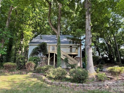 21123 Rio Oro Drive active home in Bahia Bay, Cornelius, NC