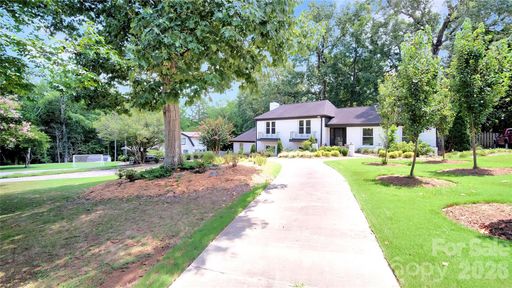 Homes in Woodberry Forest, Charlotte