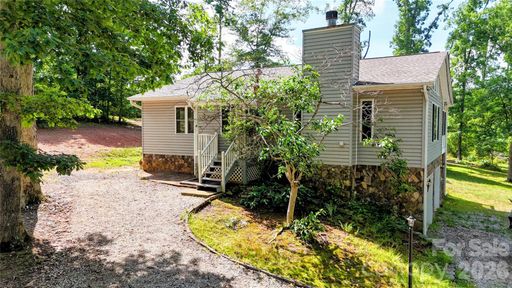 1943 Landrum Road