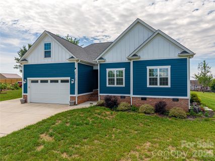 2725 Eagle Drive