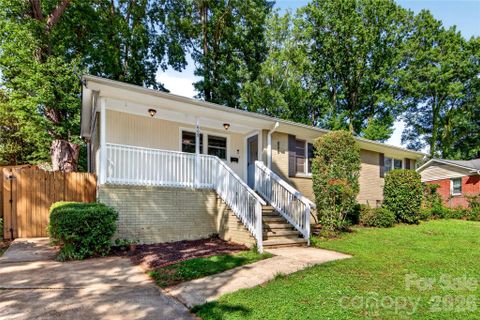 609 Kenlough Drive sold home in Collins Park, Charlotte, NC