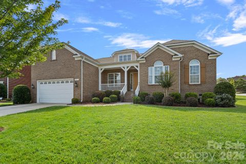 10654 Rippling Stream Drive active home in Winding Walk, Concord, NC