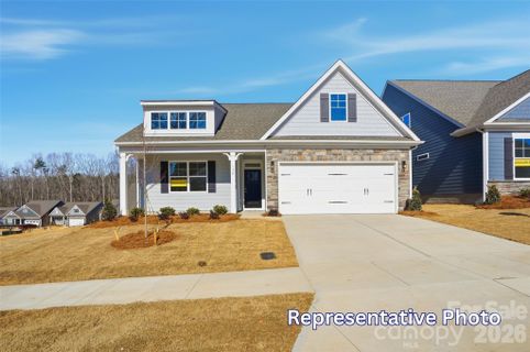 8414 Acadia Parkway active home in Laurelbrook, Sherrills Ford, NC