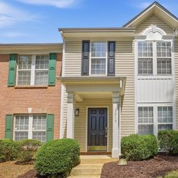 5315 Jocelyn Lane